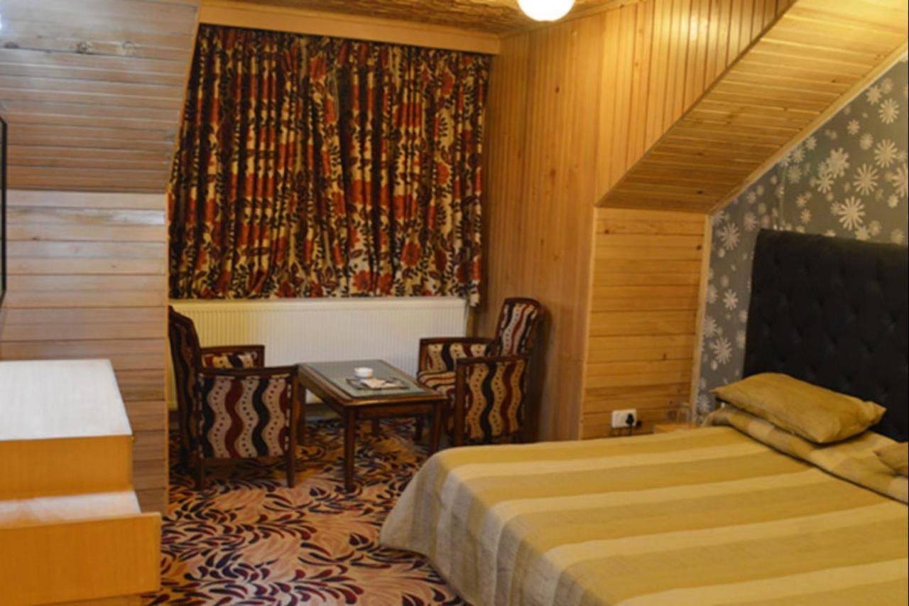 Hotel Hilltop Gulmarg JAMMU AND KASHMIR Exterior photo